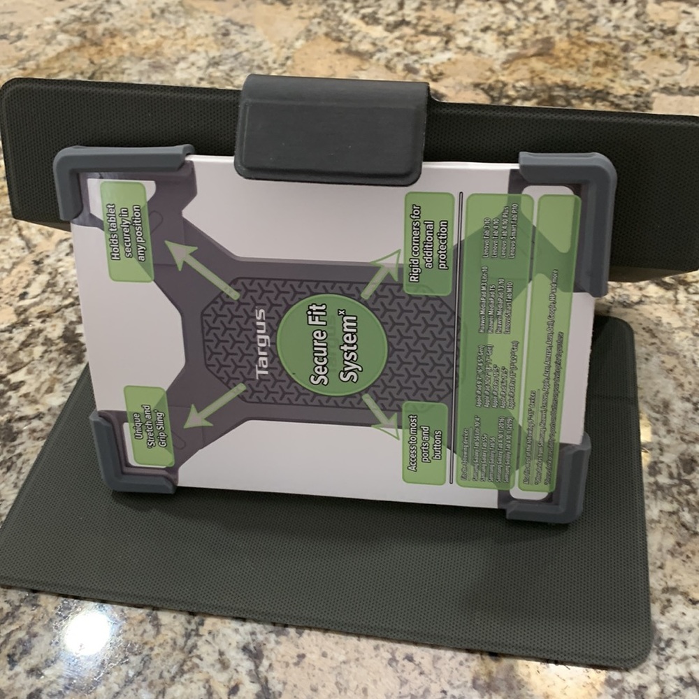 iPad case - Picture 9 of 10